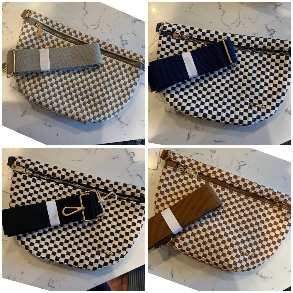 Elegant Checkered Women's Crossbody Bag